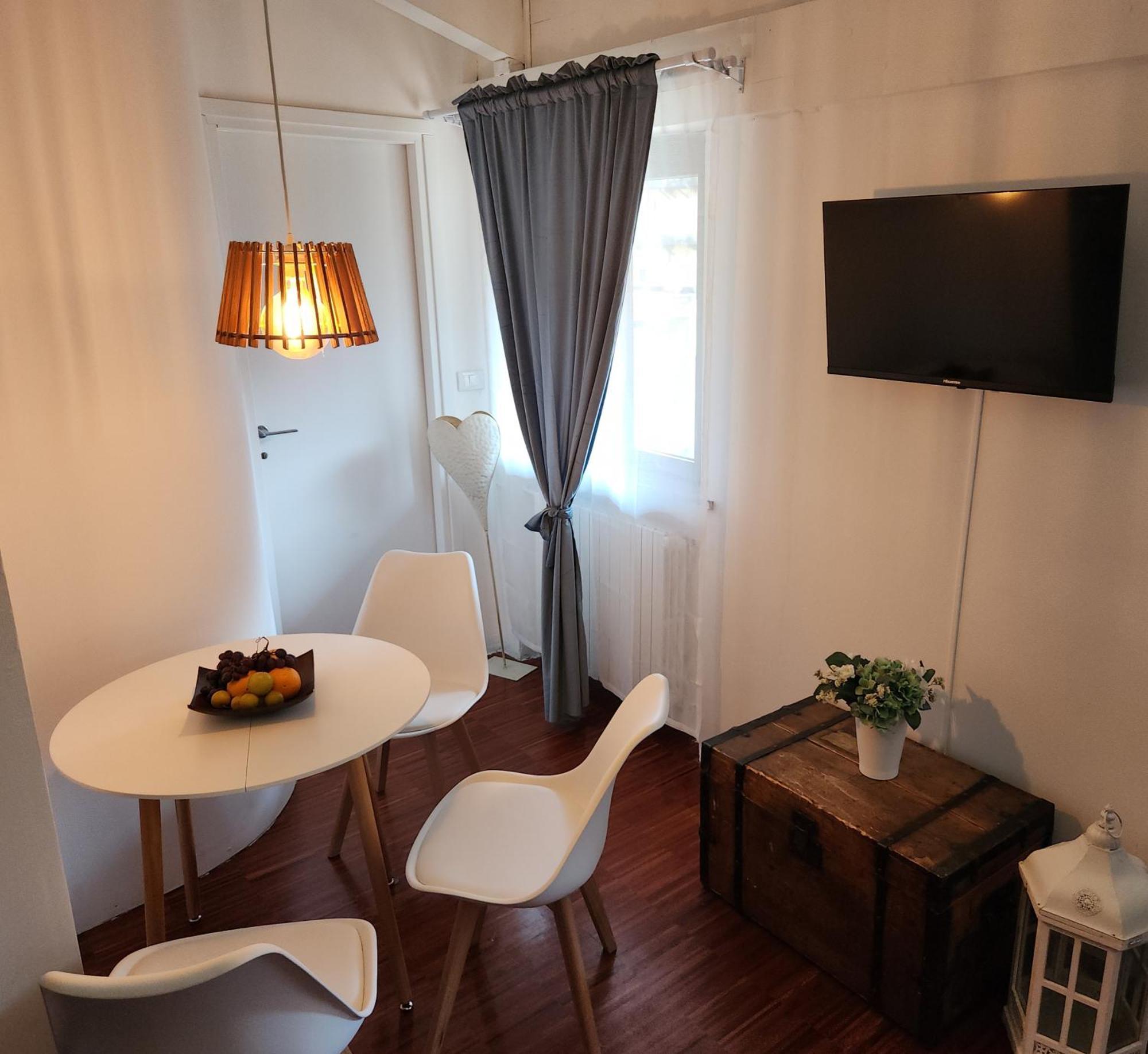 تورينو Gaia Suites - A Due Passi Dal Centro - Parcheggio Privato المظهر الخارجي الصورة
